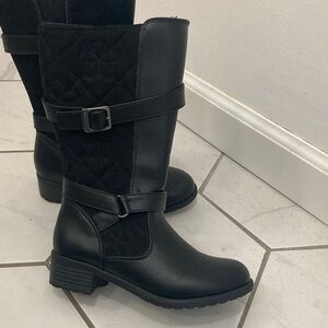 Black Quilted Boots